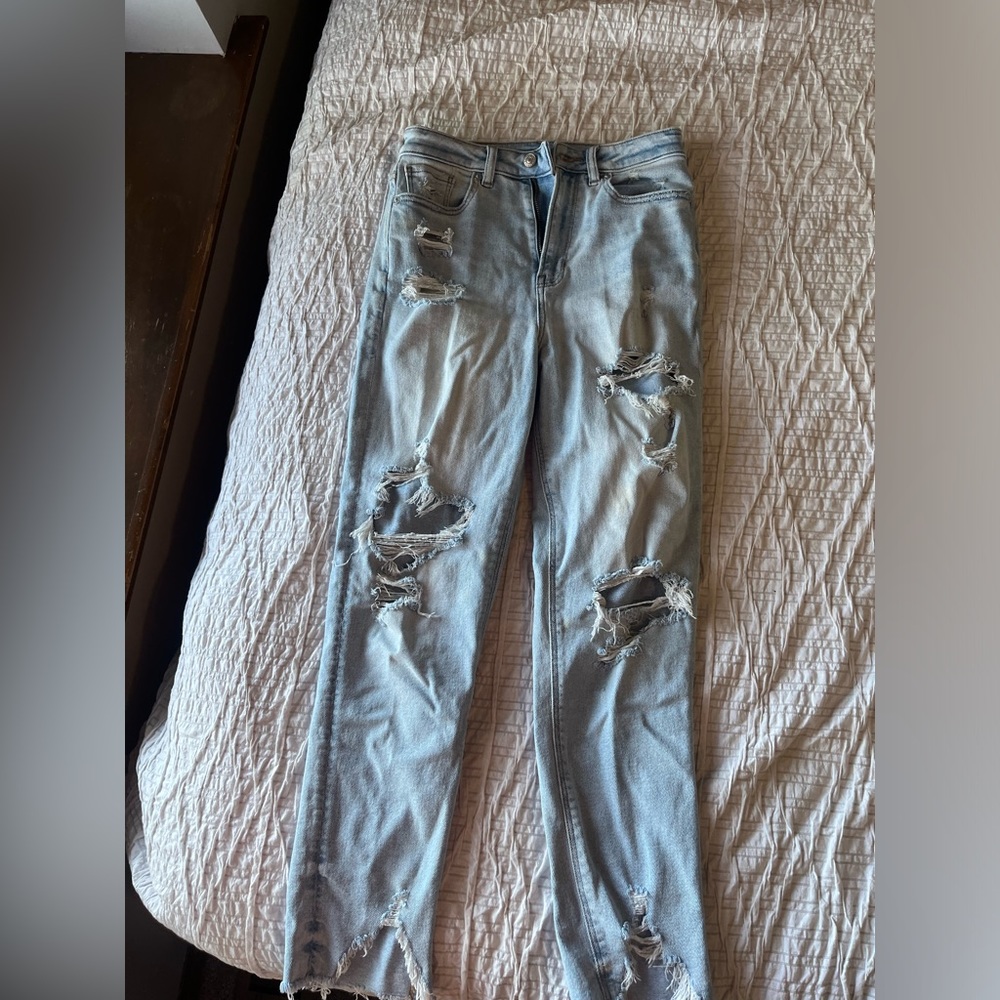 American Eagle Mom Jeans
